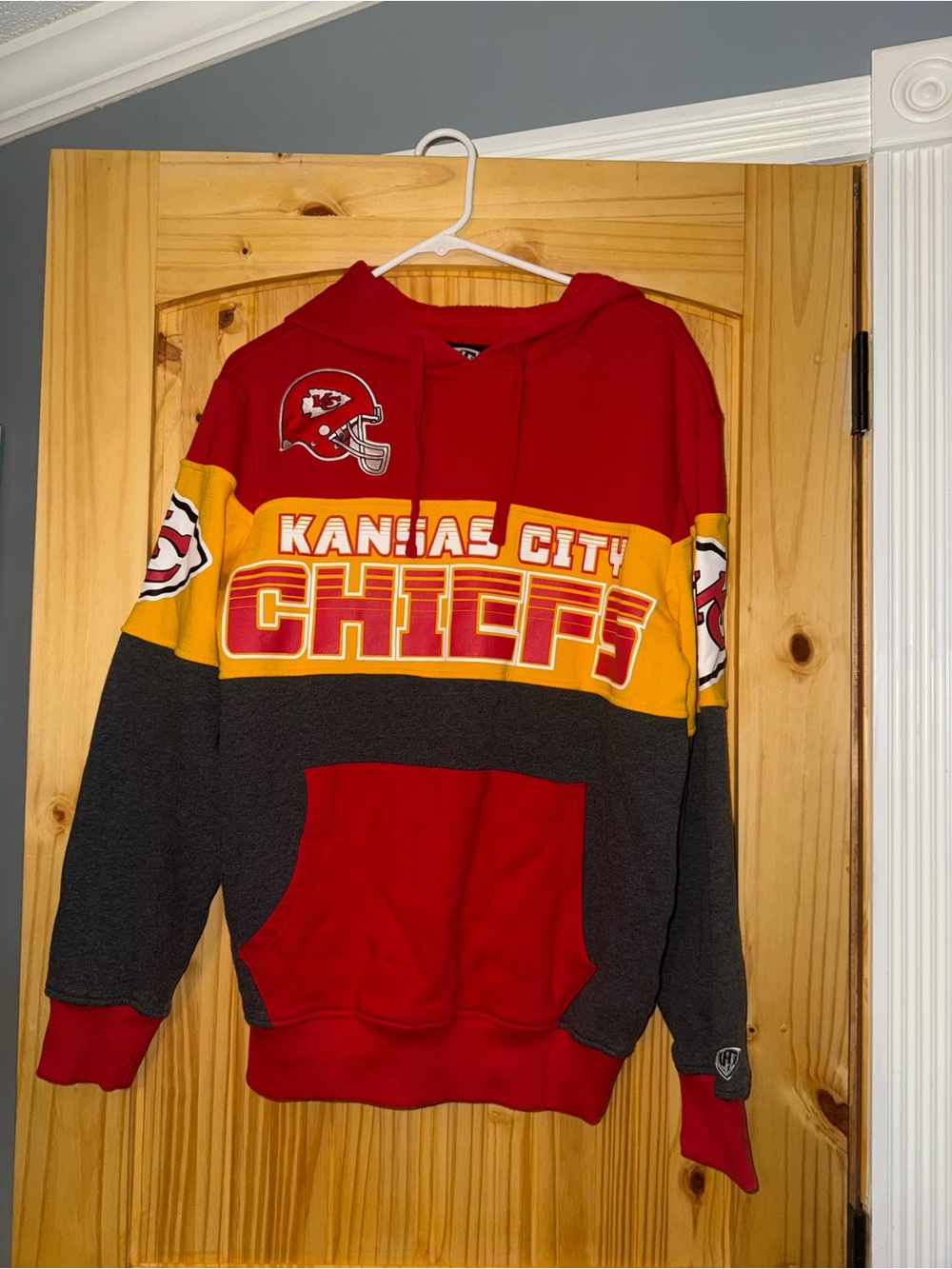 Kansas City Chiefs Hooded Sweatshirt